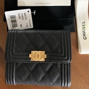 CHANEL Le boy wallet. New never used.
